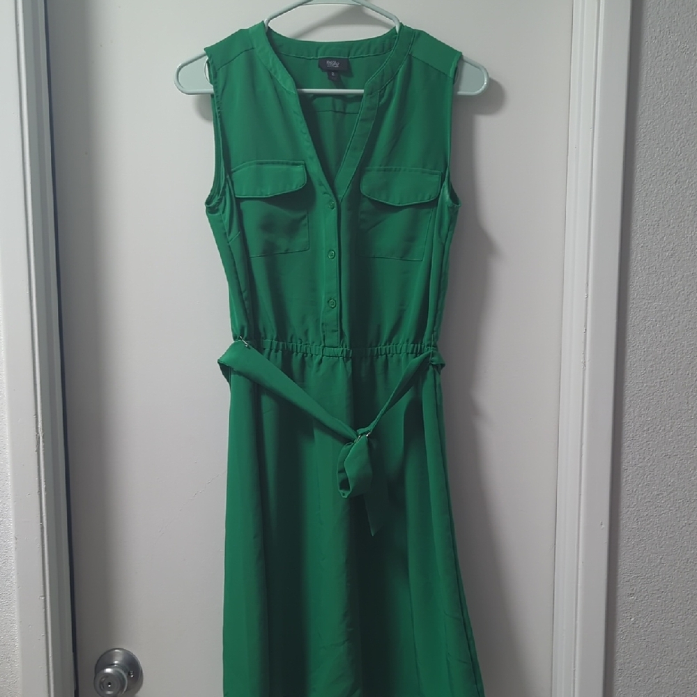 Green Sleeveless Dress